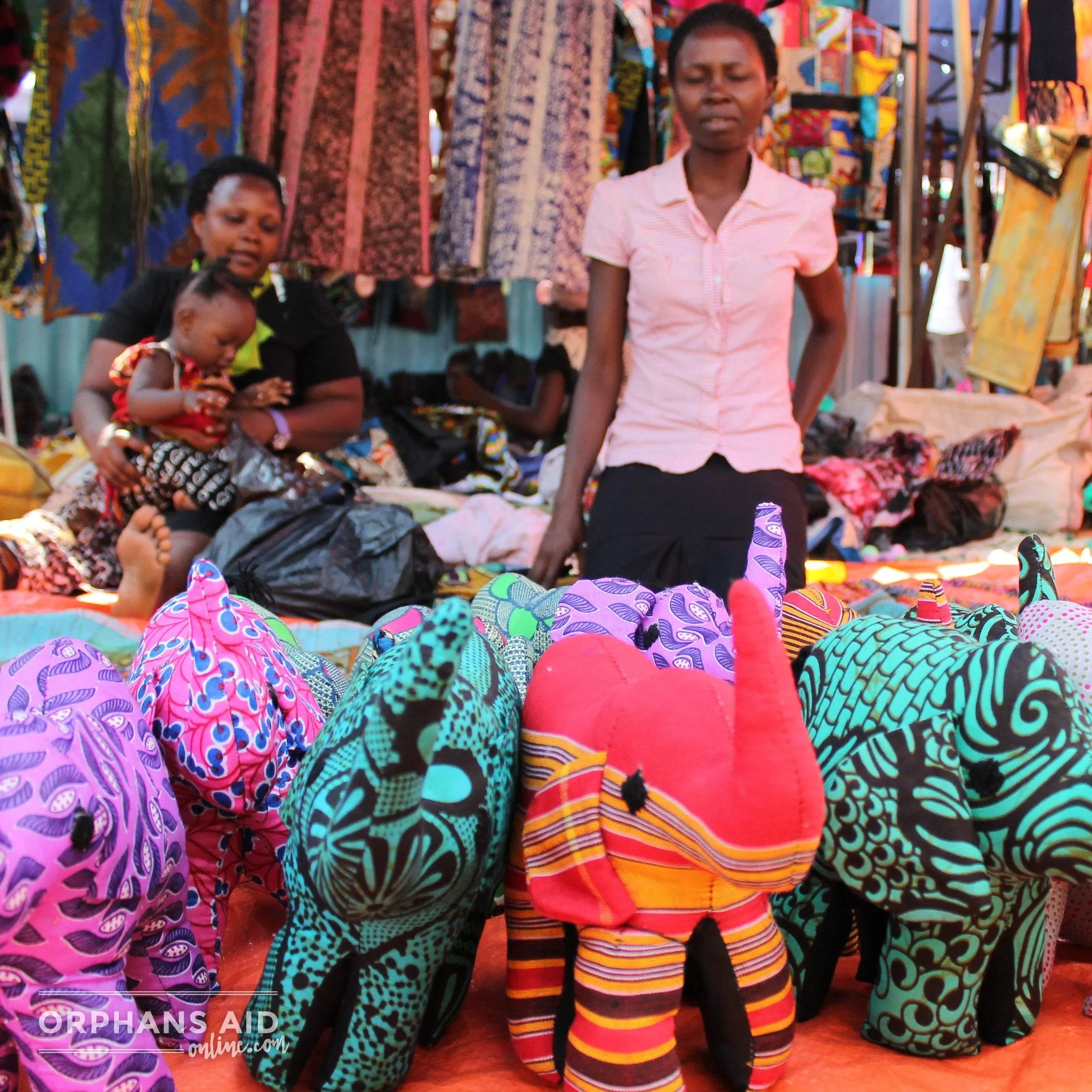 African Animal - Aqua & Red Giraffe