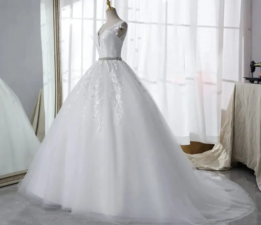 Beautiful Ballgown with lace details