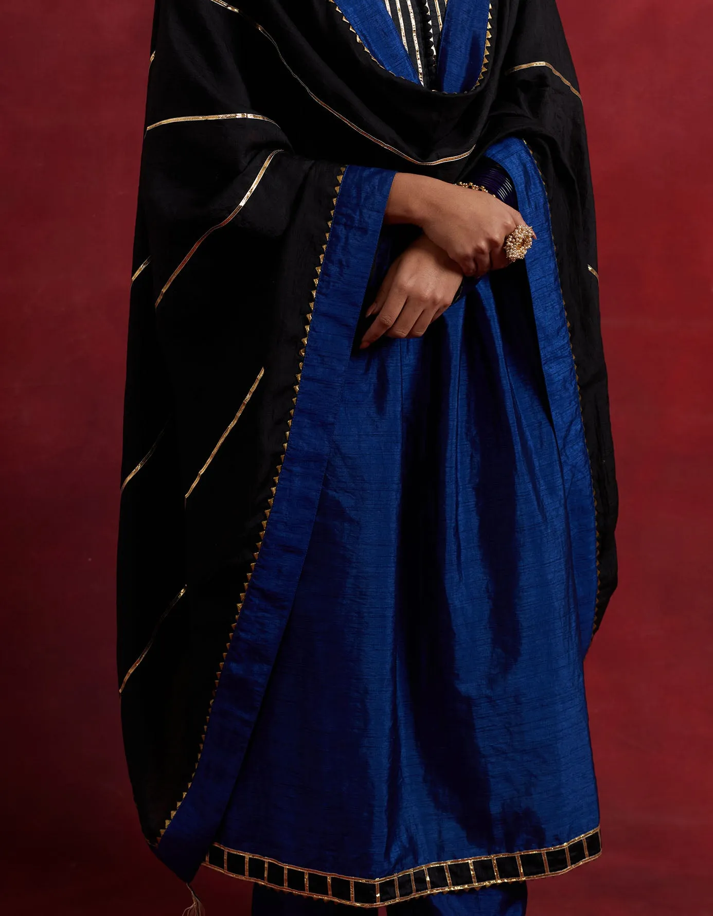 Blue Black Raw Silk Gauhar Kurta Set (Set Of 3)