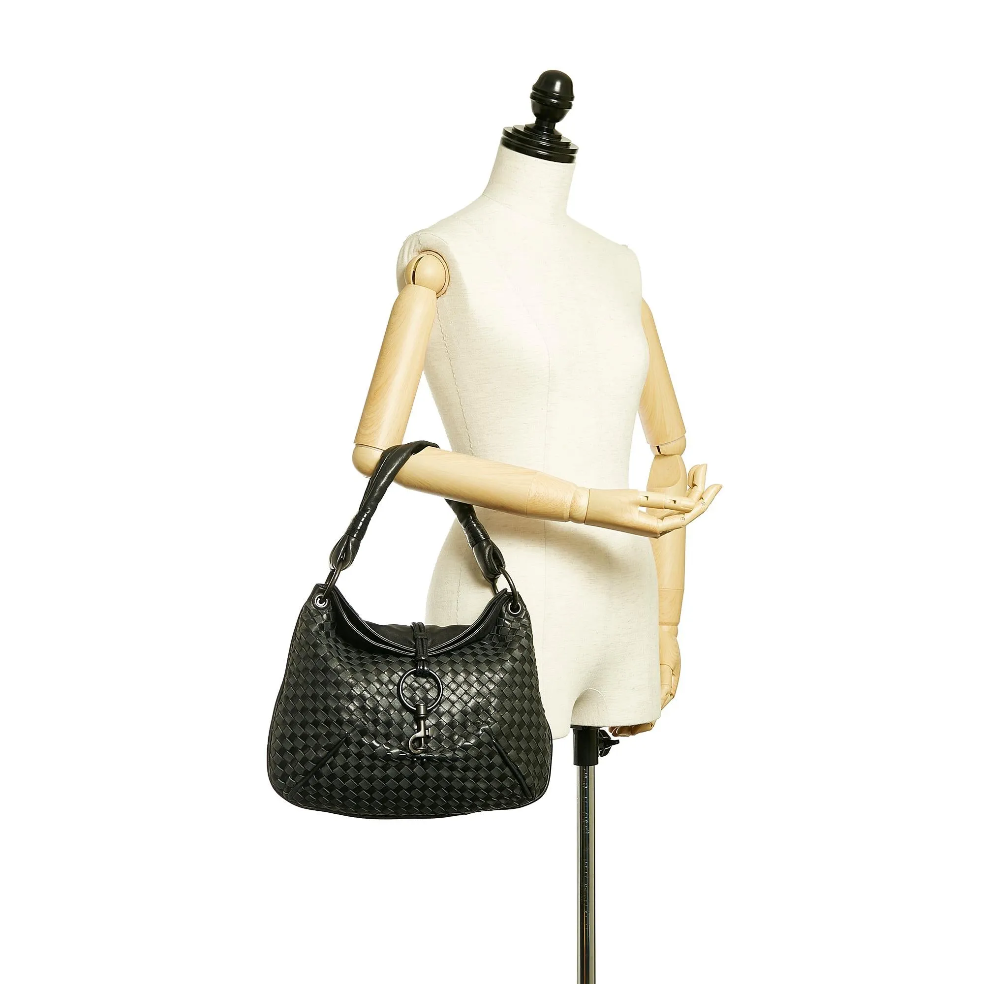 Bottega Veneta Intrecciato Leather Handbag (SHG-28139)