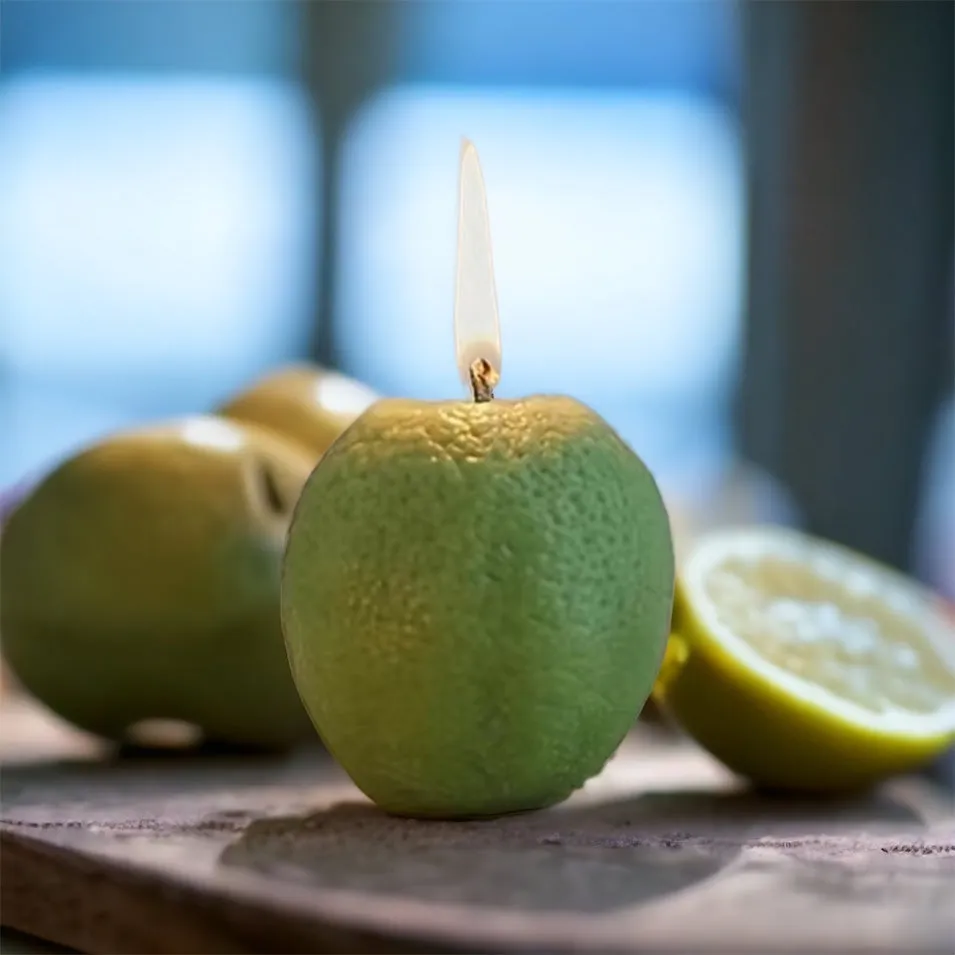 Chić & Unique Lemon & Lime Candles