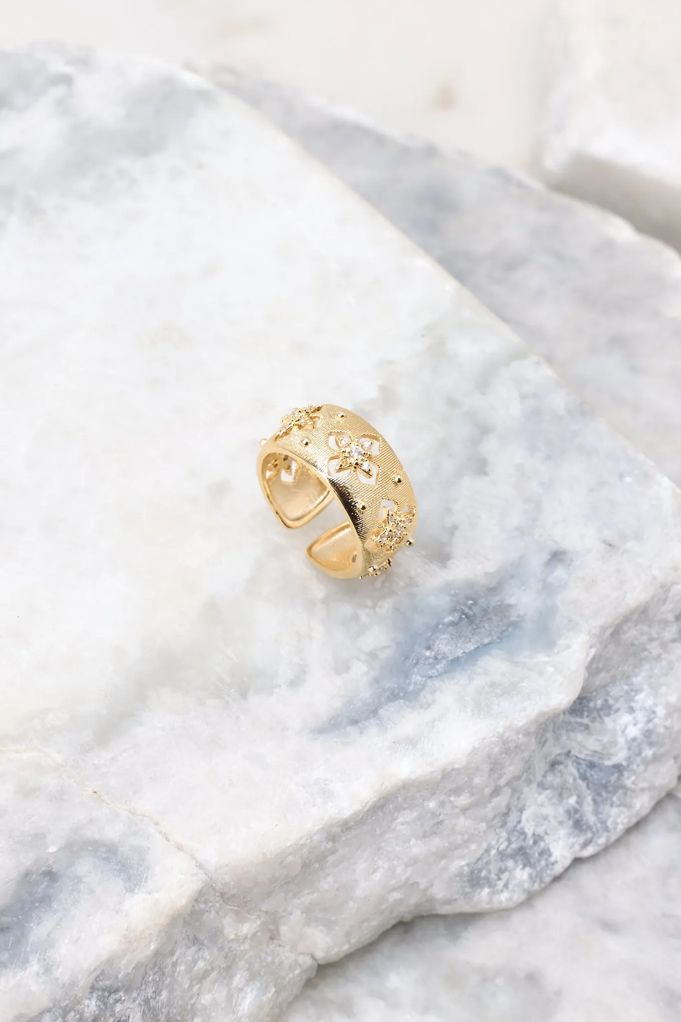 Delicate Details Gold Ring