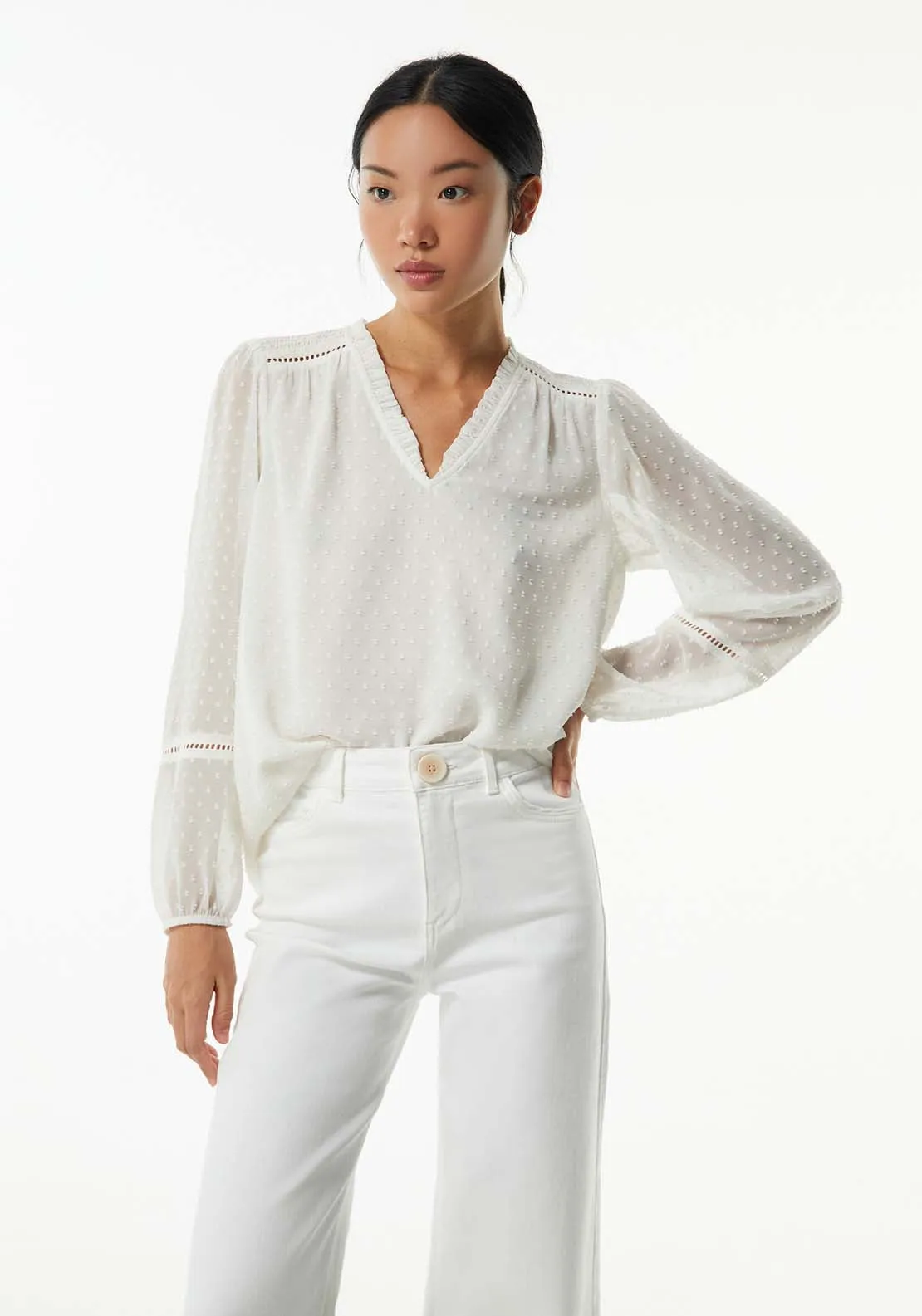 Elastic details plumetis blouse - White