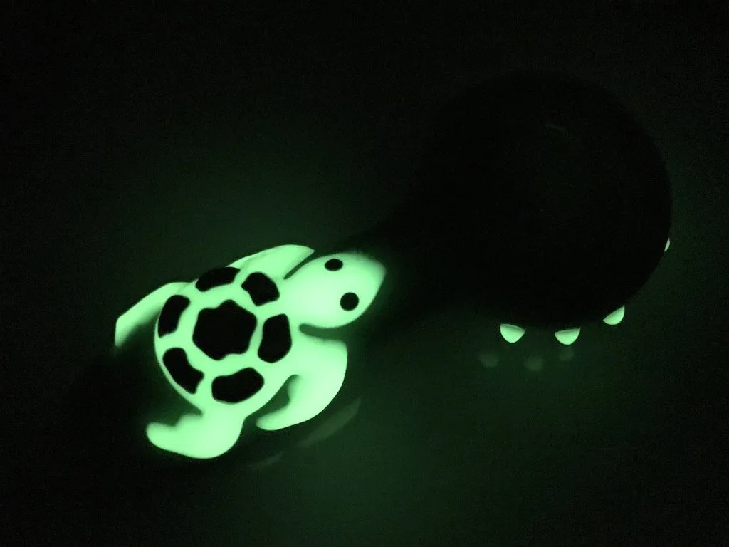 Glow in the Dark Turtle Pipe