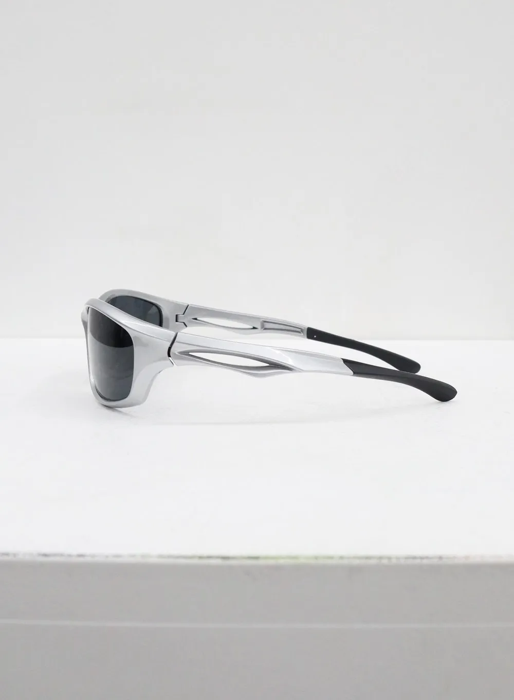 Grey Unique Sunglasses CS02