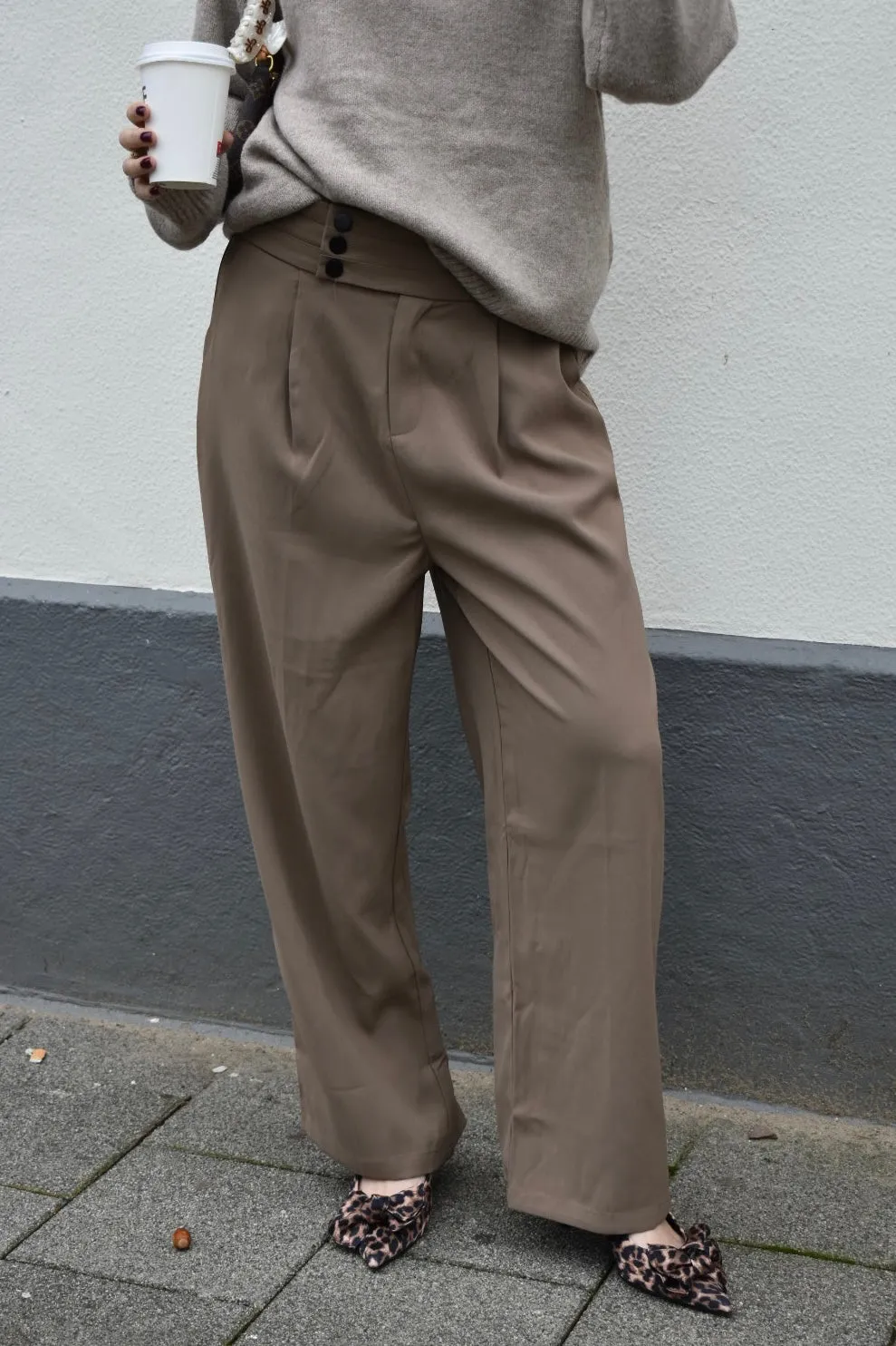 Pantalon high waist met details - Taupe