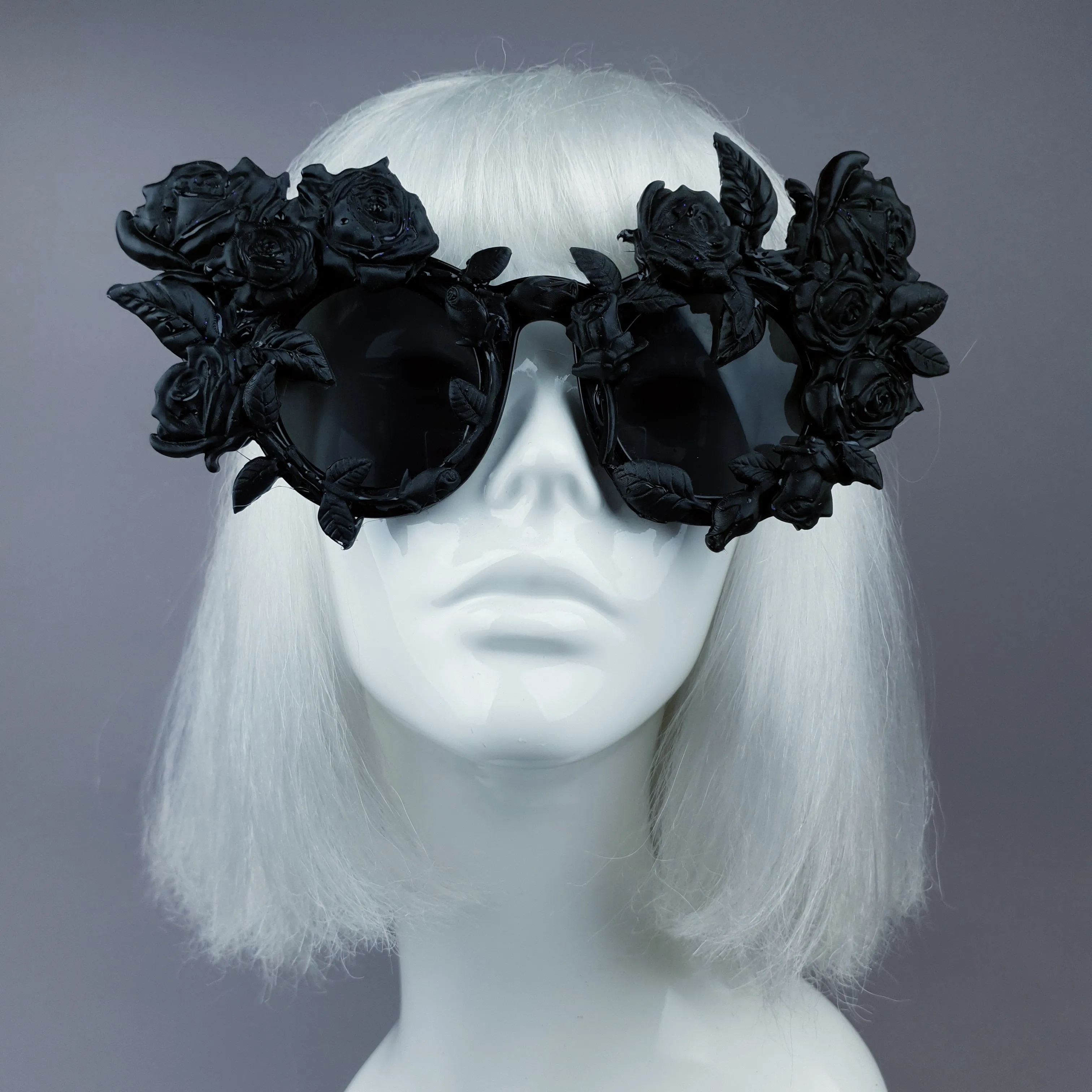 "Amour Sombre" Black Roses Sunglasses