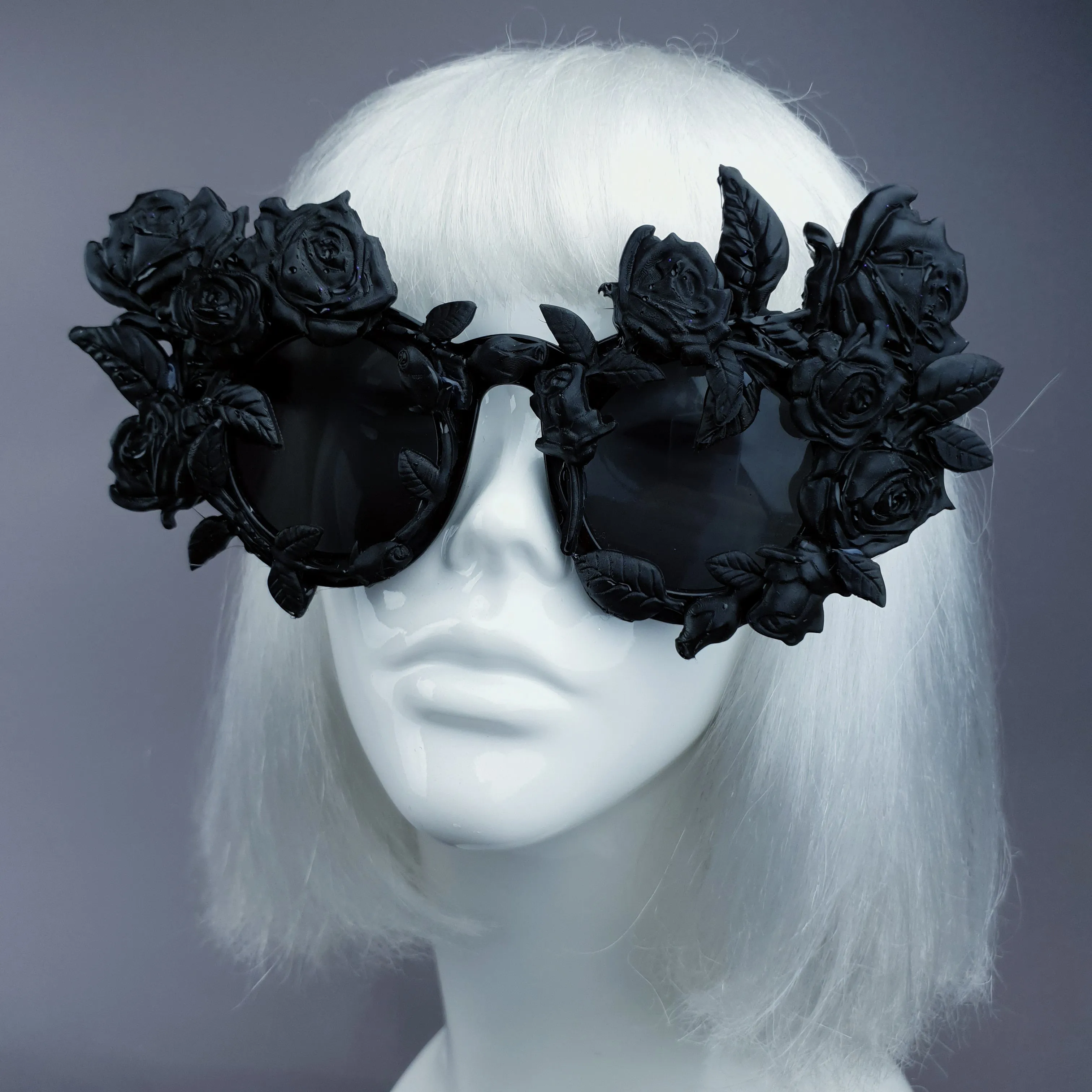 "Amour Sombre" Black Roses Sunglasses