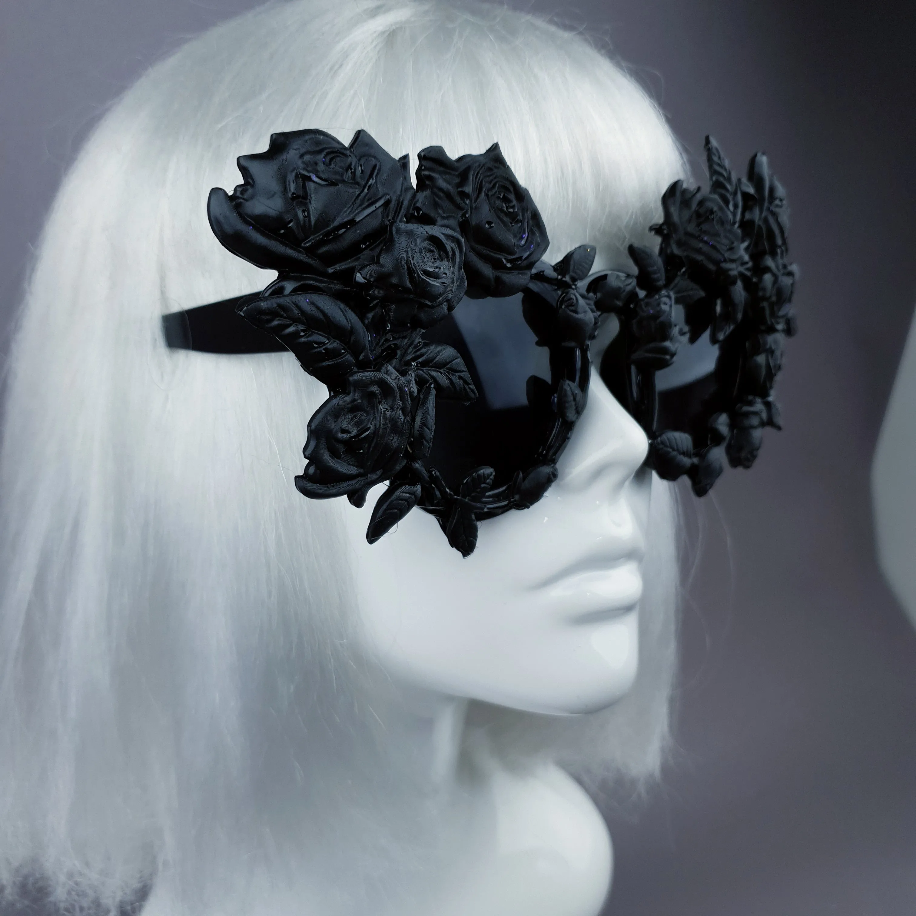 "Amour Sombre" Black Roses Sunglasses