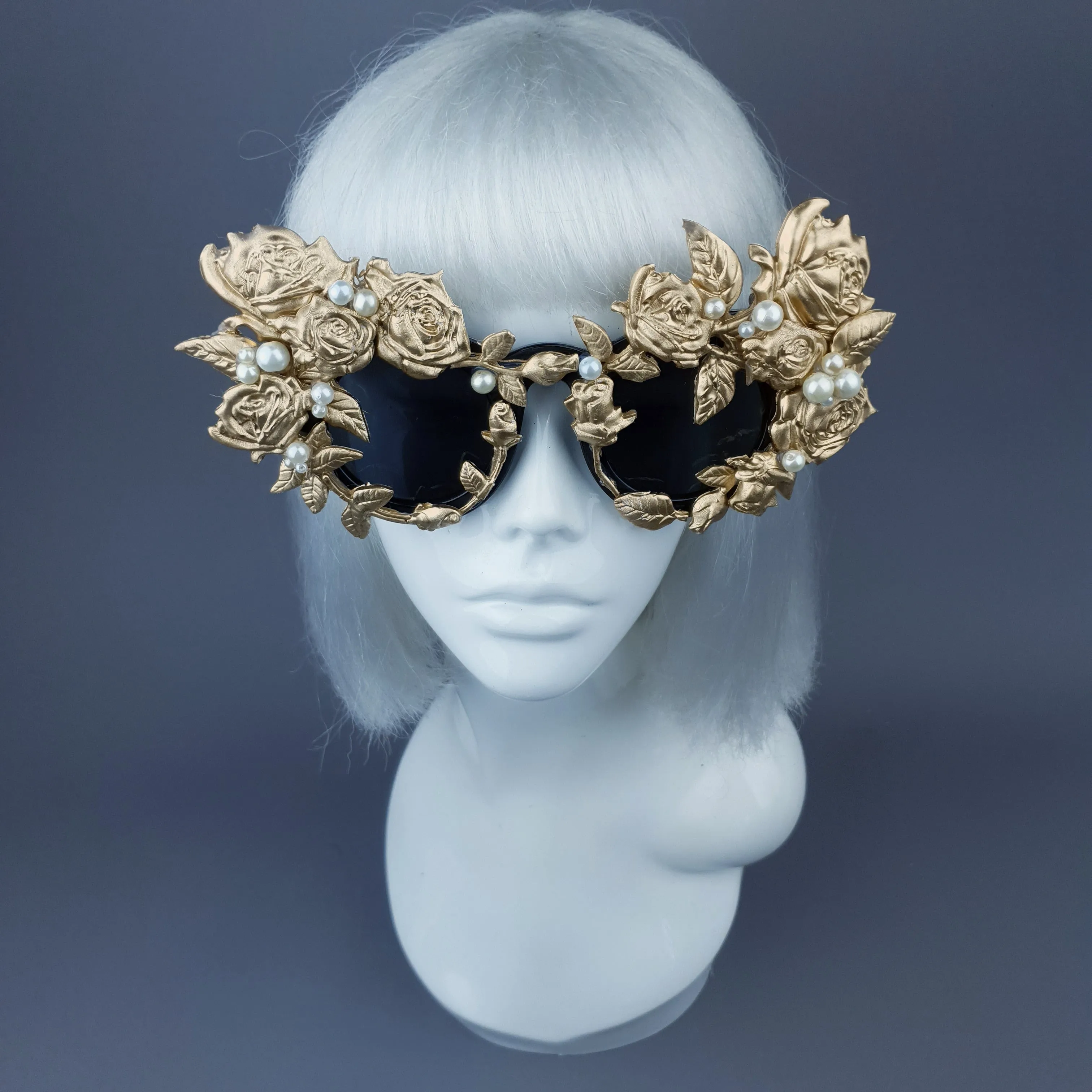 "Amour Sombre" Gold & Pearl Roses Sunglasses