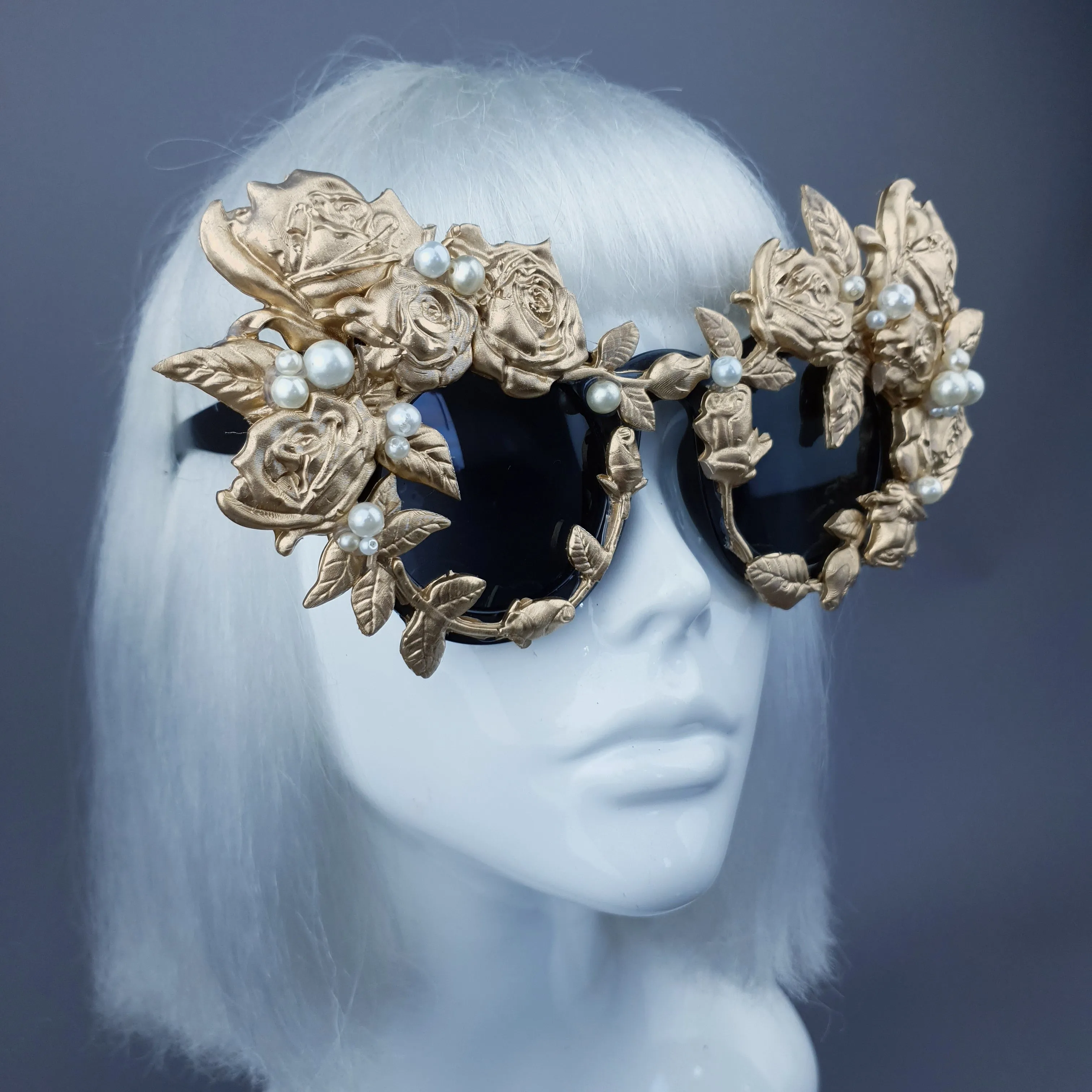 "Amour Sombre" Gold & Pearl Roses Sunglasses