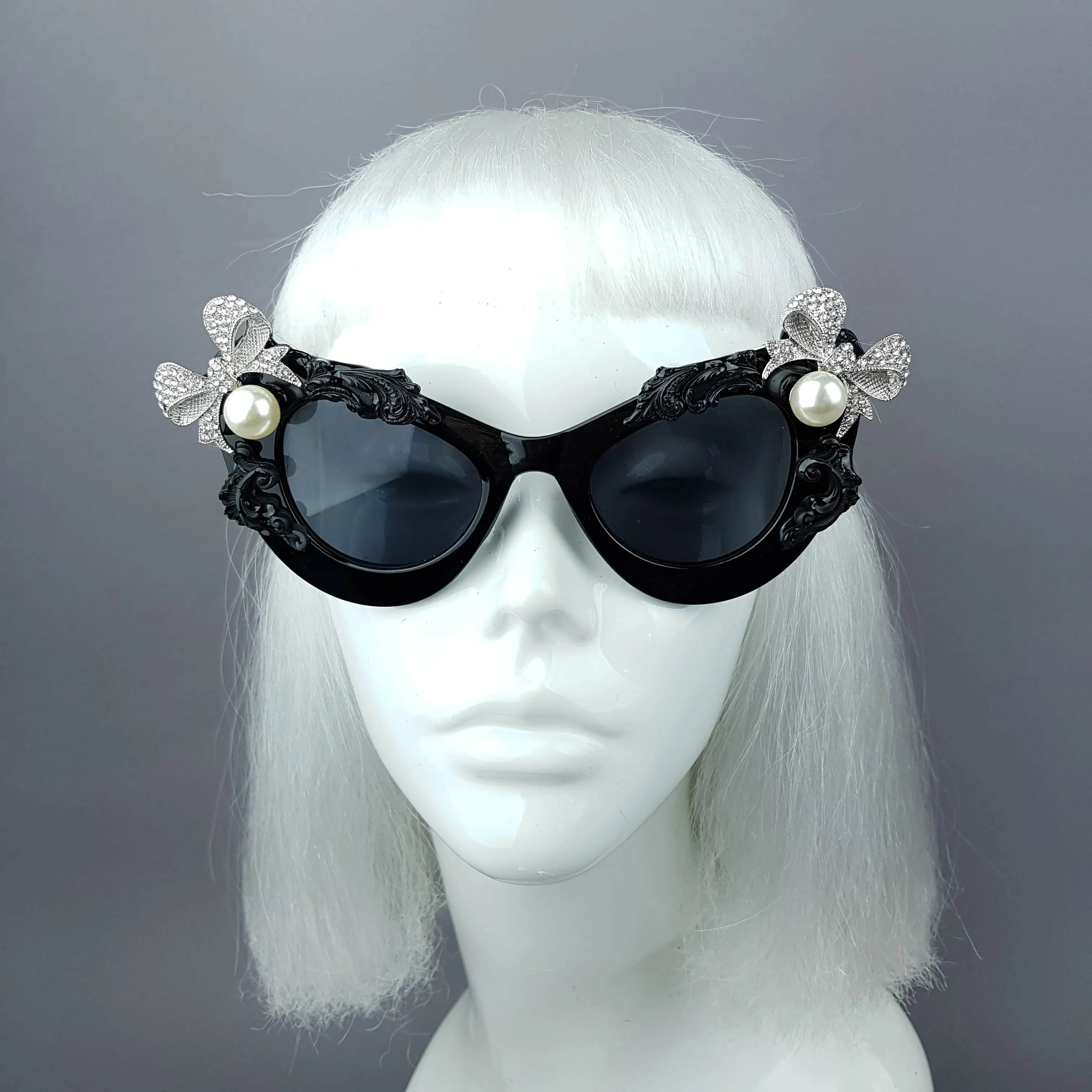 "Kiara" Black Pearl Box Jewel Filigree Cats Eye Sunglasses