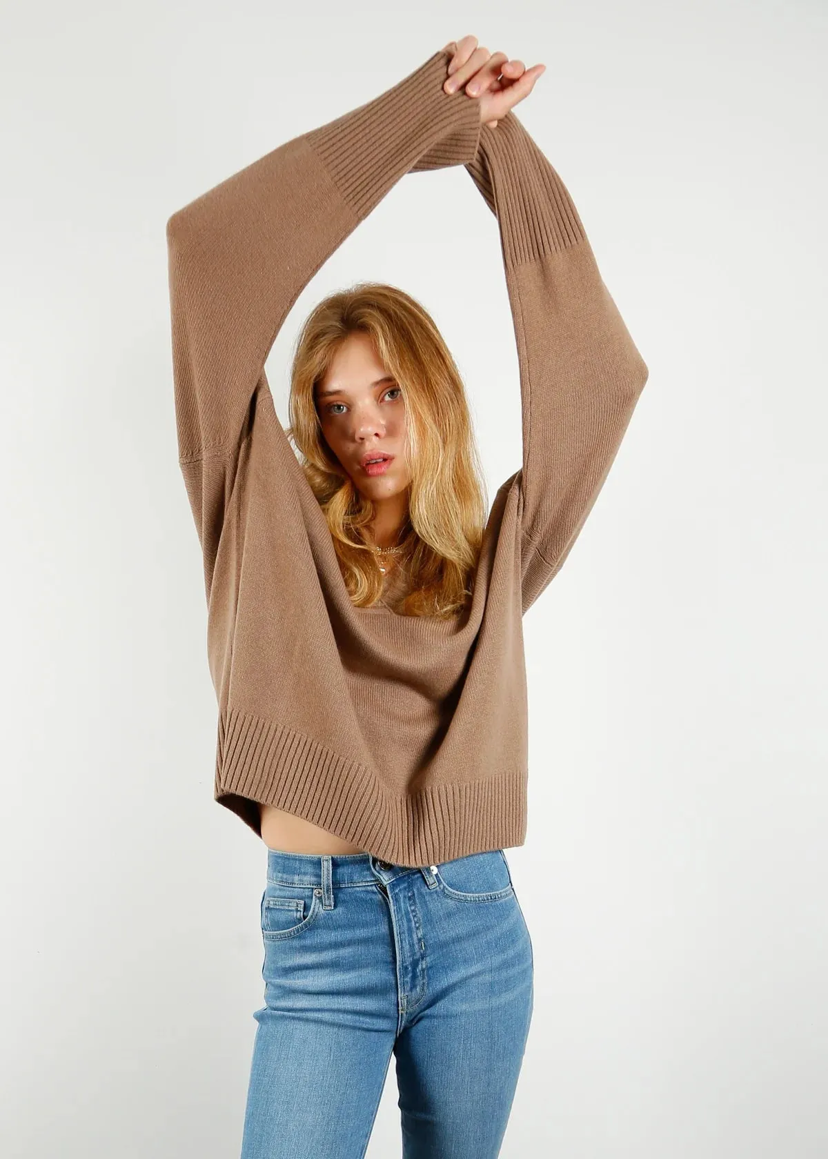 RELAXED V NECK JUMPER