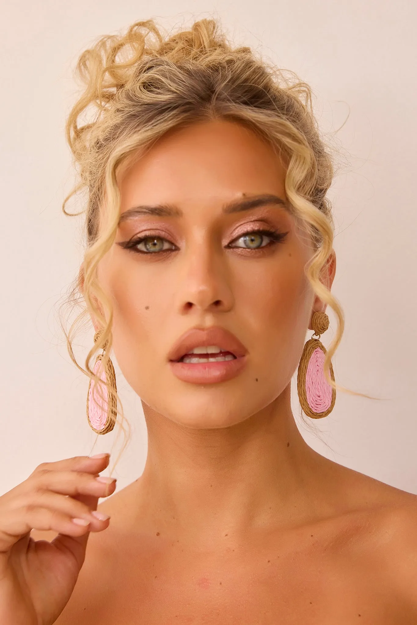 Unique Touch Earrings - Pink